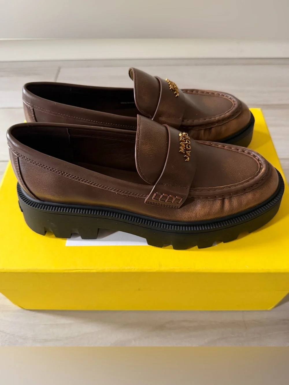 MARC JACOBS The Frankie Platform Loafer, Size 7US / 37EU